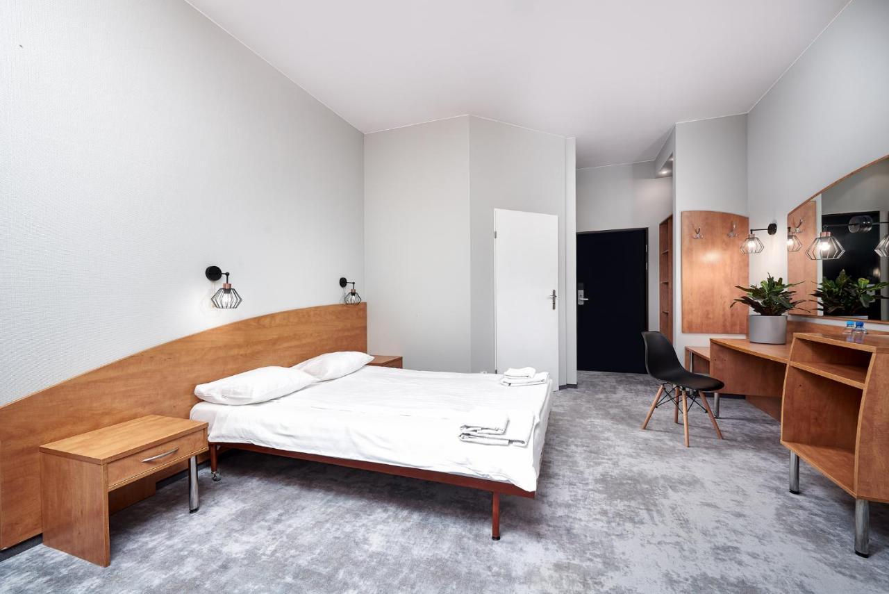 Hotel Anton By Dns Pruszków Eksteriør bilde